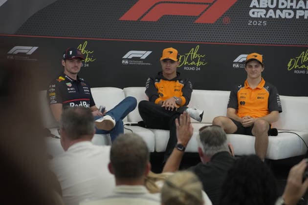 Formula 1 Etihad Airways Abu Dhabi Grand Prix 2025 04 12 2025, Yas Marina Circuit, Abu Dhabi, Formula 1 Etihad Airways Abu Dhabi Grand Prix 2025 , pictured Lando Norris GBR , McLaren F1 Team, Oscar Piastri AUS , Max Verstappen NLD , Oracle Red Bull Racing nordphotoxGmbHx xBratic nph00250