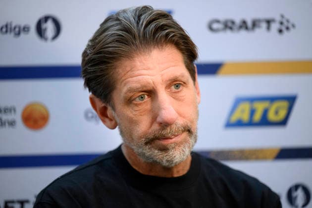DORTMUND 20251204 National team captain Tomas Axner at a press conference at the players hotel during the Womens Handball World Championship in Dortmund, Germany DORTMUND GERMANY x10070x  Copyright: xJessicaxGowx xTTx HANDBOLLS-VM 2025 PRESSTRÄFF