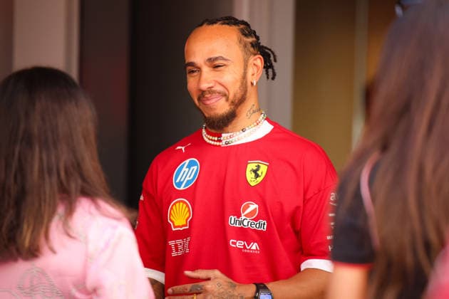 Lewis Hamilton Scuderia Ferrari HP, 44 , ARE, Formula 1 World Championship, Abu Dhabi Grand Prix, Yas Marina Circuit, Media Day, 04 12 2025 ARE, Formula 1 World Championship, Abu Dhabi Grand Prix, United Arab Emirates, Yas Marina Circuit, 04 12 2025 Abu Dhabi Copyright: xEibner-Pressefoto AnnikaxGrafx EP_AGF