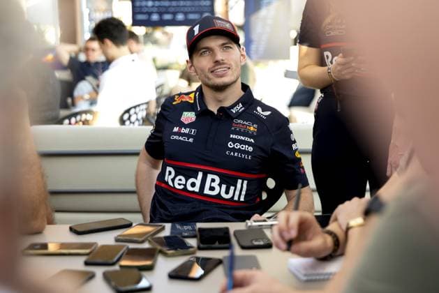 ABU DHABI - Max Verstappen (Red Bull Racing) during a press conference, PK, Pressekonferenz with Dutch journalists at the Yas Marina Circuit ahead of the Abu Dhabi Grand Prix. ANP SANDER KONING xVIxANPxSportx xxANPxIVx 543856545 originalFilename: 543856545.jpg