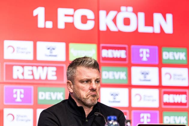 COLOGNE, GERMANY - DECEMBER 04: Lukas Kwasniok (Head Coach 1. FC Koeln) during the pre game press conference, PK, Pressekonferenz before the 1. Bundesliga match between 1. FC Koeln and FC St. Pauli at RheinEnergiestadion on December 04, 2025 in Cologne, Germany. North Rhine Westphalia Germany Copyright: xBEAUTIFULxSPORTS Wunderlx
