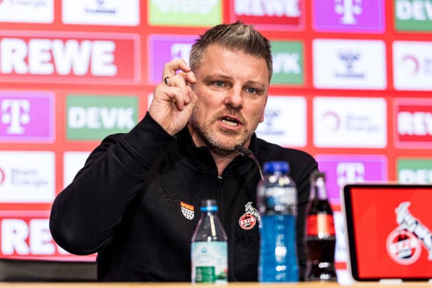 COLOGNE, GERMANY - DECEMBER 04: Lukas Kwasniok (Head Coach 1. FC Koeln) during the pre game press conference, PK, Pressekonferenz before the 1. Bundesliga match between 1. FC Koeln and FC St. Pauli at RheinEnergiestadion on December 04, 2025 in Cologne, Germany. North Rhine Westphalia Germany Copyright: xBEAUTIFULxSPORTS Wunderlx