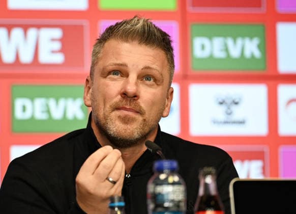 03 12 2025, xophax, Soccer 1 Bundesliga Season 2025 2026 1 FC Köln , Press conference at Rhein Energie Stadium Coach Lukas Kwasniok 1 FC Köln Köln