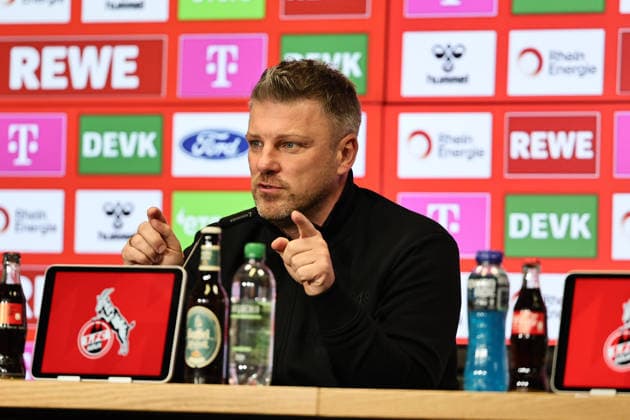 1 FC Köln 1 FC Köln, Press conference for the home match against St Pauli, Lukas Kwasniok 1 FC Köln 04 12 2025, Bild