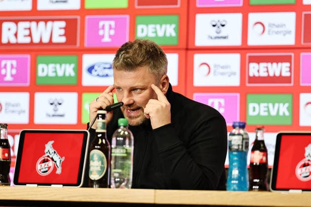 1 FC Köln 1 FC Köln, Press conference for the home match against St Pauli, Lukas Kwasniok 1 FC Köln 04 12 2025, Bild