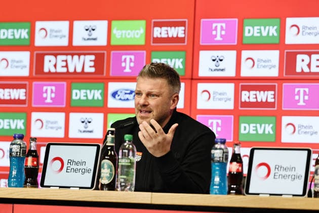 1 FC Köln 1 FC Köln, Press conference for the home match against St Pauli, Lukas Kwasniok 1 FC Köln 04 12 2025, Bild