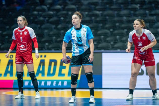 2025-12-04 Poland vs Argentina ROTTERDAM, NETHERLANDS - DECEMBER 4: Giuliana Gavilan of Argentina during the IHF Worldchampionship 2025 match for women, between Poland and Argentina at Ahoy on December 4, 2025 in Rotterdam, Netherlands. Rotterdam Ahoy Netherlands Content not available for redistribution in The Netherlands directly or indirectly through any third parties. Copyright: xHenkxSeppenx