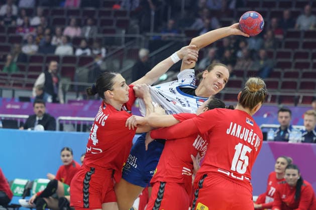 Handball, Womens World Championship, Faroe Islands - Serbia