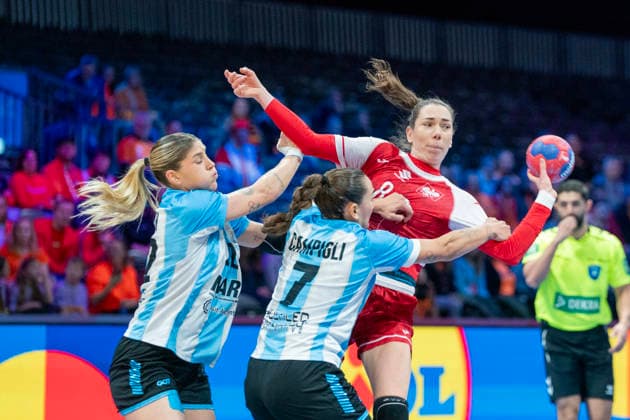2025-12-04 Poland vs Argentina ROTTERDAM, NETHERLANDS - DECEMBER 4: Monika Kobylinska of Poland during the IHF Worldchampionship 2025 match for women, between Poland and Argentina at Ahoy on December 4, 2025 in Rotterdam, Netherlands. Rotterdam Ahoy Netherlands Content not available for redistribution in The Netherlands directly or indirectly through any third parties. Copyright: xHenkxSeppenx
