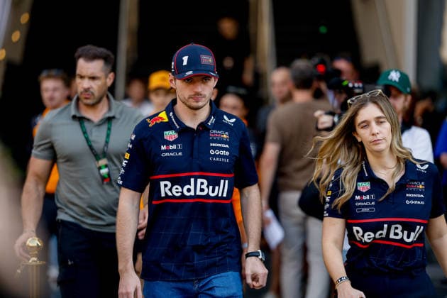 F1 - ABU DHABI GRAND PRIX 2025 VERSTAPPEN Max (ned), Red Bull Racing RB21, portrait during the 2025 Formula 1 Abu Dhabi Grand Prix, 24th round of the 2025 FIA Formula One World Championship, WM, Weltmeisterschaft from December 05 to 07, 2025 on the Yas Marina Circuit, in Abu Dhabi, United Arab Emirates - Abu DhabiUnited Arab Emirates  Copyright: xDPPIx