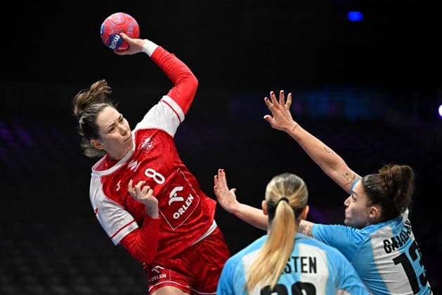 2025.12.04 Rotterdam pilka reczna kobiet Mistrzostwa Swiata Argentyna - Polska N z Monika Kobylinska Foto Lukasz Laskowski PressFocus 2025.12.04 Rotterdam IHF WomenÕs Handball World Championship, WM, Weltmeisterschaft Argentina v Poland Monika Kobylinska Credit: Lukasz Laskowski PressFocus NEWSPIX.PL --- newspix.pl 