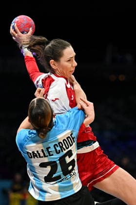 2025.12.04 Rotterdam pilka reczna kobiet Mistrzostwa Swiata Argentyna - Polska N z Monika Kobylinska Foto Lukasz Laskowski PressFocus 2025.12.04 Rotterdam IHF WomenÕs Handball World Championship, WM, Weltmeisterschaft Argentina v Poland Monika Kobylinska Credit: Lukasz Laskowski PressFocus NEWSPIX.PL --- newspix.pl 