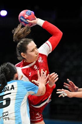 2025.12.04 Rotterdam pilka reczna kobiet Mistrzostwa Swiata Argentyna - Polska N z Monika Kobylinska Foto Lukasz Laskowski PressFocus 2025.12.04 Rotterdam IHF WomenÕs Handball World Championship, WM, Weltmeisterschaft Argentina v Poland Monika Kobylinska Credit: Lukasz Laskowski PressFocus NEWSPIX.PL --- newspix.pl 