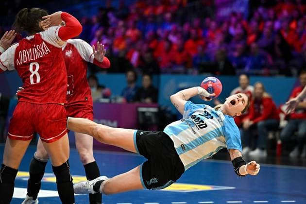 2025.12.04 Rotterdam pilka reczna kobiet Mistrzostwa Swiata Argentyna - Polska N z Elke Josselinne Karsten Foto Lukasz Laskowski PressFocus 2025.12.04 Rotterdam IHF WomenÕs Handball World Championship, WM, Weltmeisterschaft Argentina v Poland Elke Josselinne Karsten Credit: Lukasz Laskowski PressFocus NEWSPIX.PL --- newspix.pl 