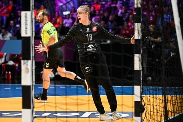 2025.12.04 Rotterdam pilka reczna kobiet Mistrzostwa Swiata Argentyna - Polska N z radosc emocje Adrianna Placzek Foto Lukasz Laskowski PressFocus 2025.12.04 Rotterdam IHF WomenÕs Handball World Championship, WM, Weltmeisterschaft Argentina v Poland radosc emocje Adrianna Placzek Credit: Lukasz Laskowski PressFocus NEWSPIX.PL --- newspix.pl 