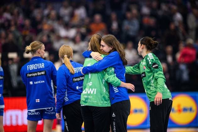 DORTMUND, GERMANY - 4 DECEMBER, 2025: Annika Fridheim Petersen - Women s Handball World Championship, WM, Weltmeisterschaft 2025 Serbia vs Faroe Islands at Westfallenhalle.  Copyright: xVitaliixKliuievx