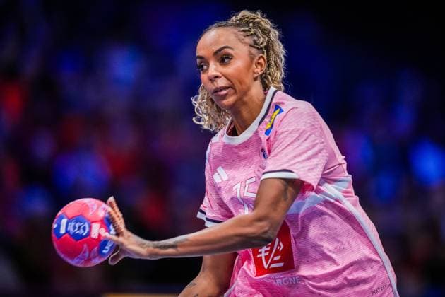 ROTTERDAM , 04-12-2025 , Rotterdam Ahoy , Womens World Championship, WM, Weltmeisterschaft Handball 2025 , match between France and Austria , picture shows France player Marie Helene Sajka France - Austria (women)  x32342815x Copyright: