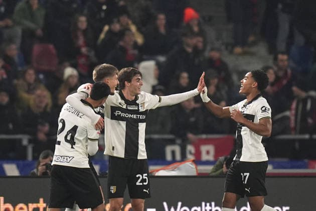 Parma s Adrian Benedyczak celebrates after scoring the 0-1 goal for his team during the round of 16 Frecciarossa Italian Cup 2025 2026 soccer match between Bologna and Parma at Renato DallÕAra Stadium in Bologna, North Italy, Thursday, December 4, 2025. Soccer  Copyright: xMassimoxPaolone LaPressex