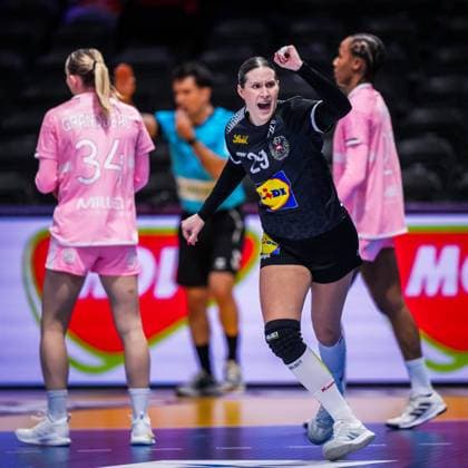 ROTTERDAM , 04-12-2025 , Rotterdam Ahoy , Womens World Championship, WM, Weltmeisterschaft Handball 2025 , match between France and Austria , picture shows Austria player Ines Ivancok-Soltic France - Austria (women)  x32342965x Copyright: