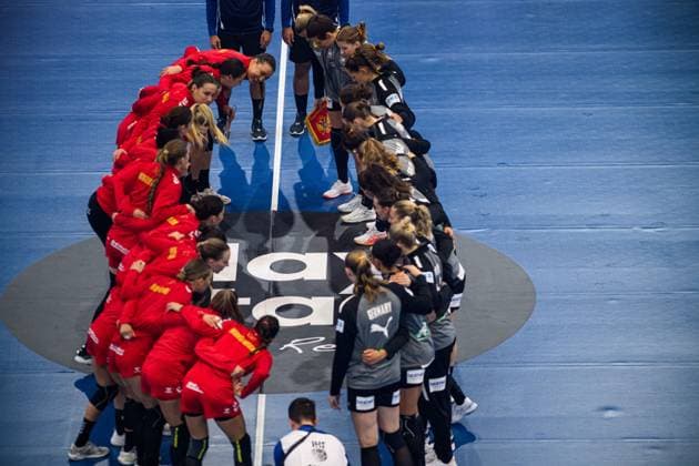 DORTMUND, GERMANY - 4 DECEMBER, 2025: - Women s Handball World Championship, WM, Weltmeisterschaft 2025 Montenegro vs Germany at Westfallenhalle.  Copyright: xVitaliixKliuievx