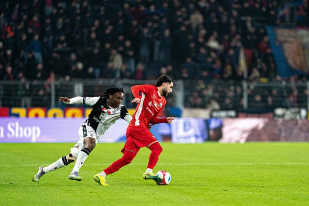 Yannis Sghaier (11 FC Grand-Saconnex), right, and Jeremy Nosakhare Agbonifo (9 FC Basel 1893), left, in action during the Swiss Cup Round of 16 match between FC Grand-Saconnex and FC Basel 1893 at St. Jakob-Park, Basel, Switzerland. Copyright: xPriscilaxBütlerx xSPPx Sportspressphoto_SPR69787