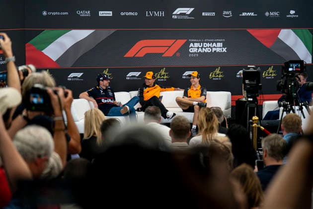 December 4, 2025, Abu Dhabi, United Arab Emirates: (Left to Right) Dutch driver MAX VERSTAPPEN (Red Bull Racing), British driver LANDO NORRIS (McLaren F1 Team) and Australian driver OSCAR PIASTRI (McLaren F1 Team) are seen during the press conference, PK, Pressekonferenz of the F1 Grand Prix of Abu Dhabi at Yas Marina Circuit in Abu Dhabi, United Arab Emirates. Abu Dhabi United Arab Emirates - ZUMAg147 20251204_fap_g147_013 Copyright: xJamesxGasperottix