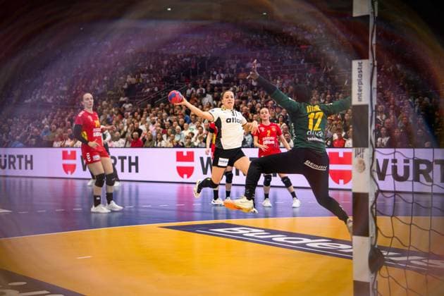 DORTMUND, GERMANY - 4 DECEMBER, 2025: Alexia Hauf - Women s Handball World Championship, WM, Weltmeisterschaft 2025 Montenegro vs Germany at Westfallenhalle.  Copyright: xVitaliixKliuievx