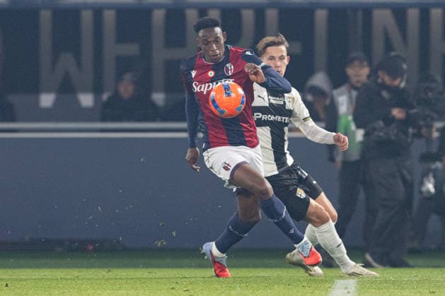 Foto IPP Damiano Fiorentini Bologna 04 12 2025 Calcio Coppa Italia 2025-2026 partita: Bologna-Parma nella foto: Jhon Lucumí in azione Italy Photo Press World Copyright italy ITALY  Copyright: xR4924_italyphotopressx