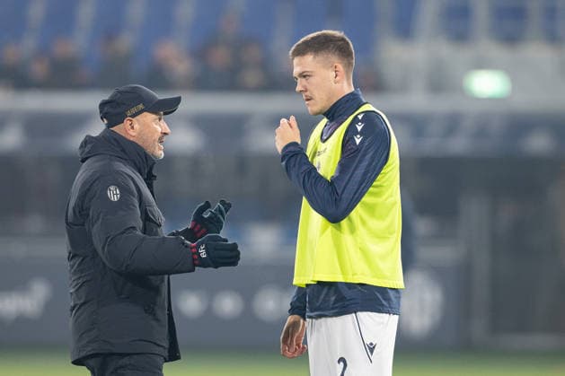 Foto IPP Damiano Fiorentini Bologna 04 12 2025 Calcio Coppa Italia 2025-2026 partita: Bologna-Parma nella foto: Vincenzo Italiano Italy Photo Press World Copyright italy ITALY  Copyright: xR4924_italyphotopressx