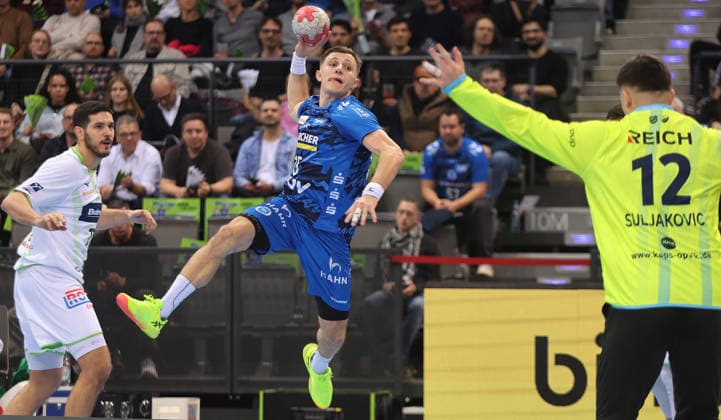 Stuttgart , Handball Daikin HBL Bundesliga TVB Stuttgart vs HSG Wetzlar , Simone Mengon TVB