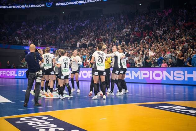DORTMUND, GERMANY - 4 DECEMBER, 2025: - Women s Handball World Championship, WM, Weltmeisterschaft 2025 Montenegro vs Germany at Westfallenhalle.  Copyright: xVitaliixKliuievx