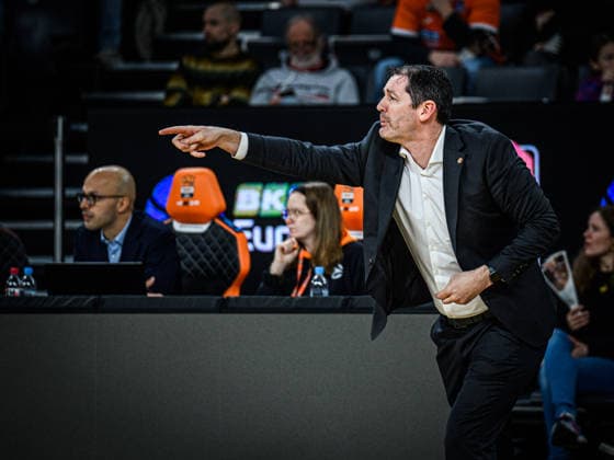 Head Coach Ty Harrelson ratiopharm ulm gestures during the Basketball Eurocup match between ratiopharm ulm and Dolomiti Energia Trento at ratiopharm Arena on December 4, 2025 in Neu Ulm, Germany Photo by Harry Langer DeFodi Images