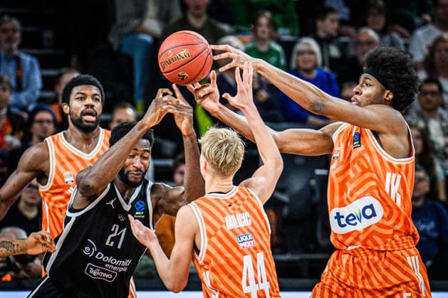Selom Mawugbe Dolomiti Energia Trento , Teo Milicic ratiopharm ulm and Mohamed Diakite ratiopharm ulm battle for the ball during the Basketball Eurocup match between ratiopharm ulm and Dolomiti Energia Trento at ratiopharm Arena on December 4, 2025 in Neu Ulm, Germany Photo by Harry Langer DeFodi Images