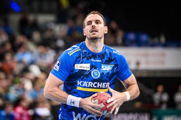 Kai Haefner TVB Stuttgart, 34 Full concentration, focus at seven meters GER, TVB 1898 Stuttgart HSG Wetzlar, DAIKIN HBL, Handball, Bundesliga, Matchday 11, Season 2025 2026, 04 12 2025 GER, TVB 1898 Stuttgart HSG Wetzlar, DAIKIN HBL, Handball, Bundesliga, Matchday 11, Season 2025 2026, 04 12 2025 Stuttgart Copyright: xSandyxDinkelackerx EP_SDR