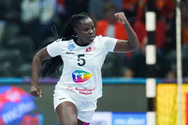 2025-12-04 Netherlands v Tunisia - IHF World Women s Handball Championship ROTTERDAM, NETHERLANDS - DECEMBER 4: Aya Ben Adbalah of Tunisia during the IHF World Women s Handball Championship match between Netherlands and Tunisia at Ahoy on December 4, 2025 in Rotterdam, Netherlands. Rotterdam Ahoy Netherlands Content not available for redistribution in The Netherlands directly or indirectly through any third parties. Copyright: xHenkxSeppenx