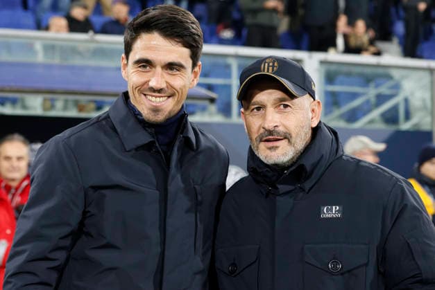 December 4, 2025, Bologna, BOLOGNA: Bologna s coach Vincenzo Italiano (R) and Parma s coach Carlos Cuesta greet each other prior the Italian Cup soccer match Bologna FC vs Parma Calcio at Renato Dall Ara stadium in Bologna, Italy, 4 December 2025. ANSA ELISABETTA BARACCHI. Soccer: Italian Cup ; Bologna-Parma  - ZUMAa110 20251204_zaf_a110_040 Copyright: xElisabettaxBaracchix