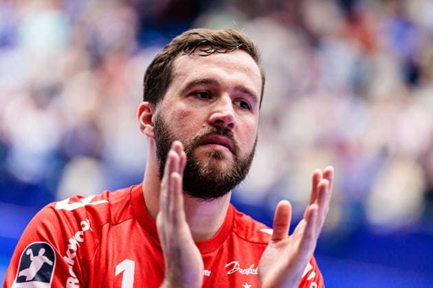 Benjamin Buric SG Flensburg Handewitt, 01 is disappointed sad after 34 33 defeat GER, TBV Lemgo Lippe vs SG Flensburg Handewitt, Handball, 1 Bundesliga, 15 Matchday, Season 2025 2026, 04 12 2025 GER, TBV Lemgo Lippe vs SG Flensburg Handewitt, Handball, 1 Bundesliga, 15 Matchday, Season 2025 2026, 04 12 2025 Lemgo Copyright: xEibner-Pressefoto JanxRollingerx EP_JSK