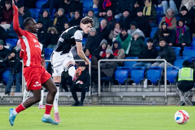04 12 2025, Basel, St Jakob Park, Swiss Cup FC Grand Saconnex FC Basel, Moritz Broschinski 17 Basel Basel Basel St Jakob Park Basel Switzerland Copyright: xJustPictures.ch PascalxvonxBürenx jp-en-PaVoB-_VB_5714A-1