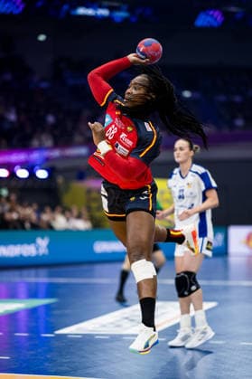 DORTMUND, GERMANY - DECEMBER 4: Lyndie Tchaptchet Defo (Spain, 68) during the 27th IHF Women’s World Handball Championship match between Iceland vs. Spain at Westfalenhalle on matchday 3 of the main round of the 27th IHF Women’s World Handball Championship on December 4, 2025 in Dortmund, Germany. North Rhine Westphalia Germany Copyright: xBEAUTIFULxSPORTS Wunderlx