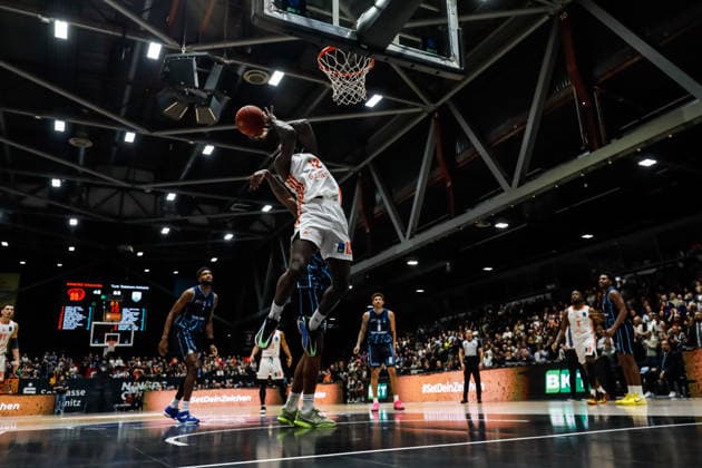 GER, BKT EuroCup, Season 2025 2026, Niners Chemnitz Turk Telekom Ankara 04 12 2025, Fair, Chemnitz, GER, BKT EuroCup, Season 2025 2026, Niners Chemnitz Turk Telekom Ankara Amadou Sow Niners Chemnitz, 12 Photo Alexander Trienitz Chemnitz Fair Saxony Germany