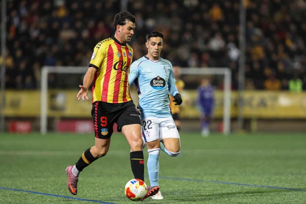 December 4, 2025, Barcelona, Barcelona, SPAIN: Armand Valles of UE Sant Andreu and Hugo Sotelo of RC Celta de Vigo in action during the Spanish Cup, Copa del Rey, second round football match played between UE Sant Andreu and RC Celta at Narcis Sala stadium on December 04, 2025 in Barcelona, Spain. Barcelona SPAIN - ZUMAa181 20251204_zaa_a181_053 Copyright: xJavierxBorregox
