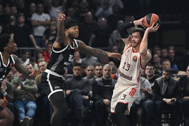 PARTIZAN vs BAYERN MUNCHEN ANDREAS OBST vs TYRIQUE JONES Tajrik Dzons basketball Partizan vs Bayern Munchen Euroleague, Beogradska arena, Belgrade 04.12.2025 Foto: BASKETBALL, EUROLEAGUE, PARTIZAN, BAYERN MUNCHEN Belgrade Belgrade arena Serbia Copyright: xMarkoxMetlas xMNxPressx