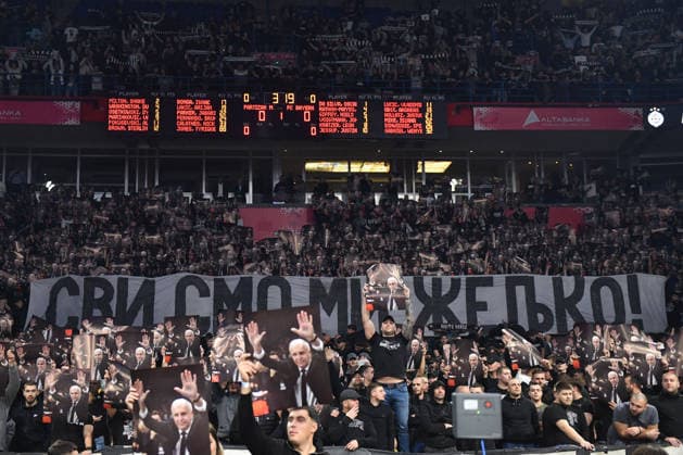 PARTIZAN vs BAYERN MUNCHEN SUPPORTERS basketball Partizan vs Bayern Munchen Euroleague, Beogradska arena, Belgrade 04.12.2025 Foto: BASKETBALL, EUROLEAGUE, PARTIZAN, BAYERN MUNCHEN Belgrade Belgrade arena Serbia Copyright: xMarkoxMetlas xMNxPressx