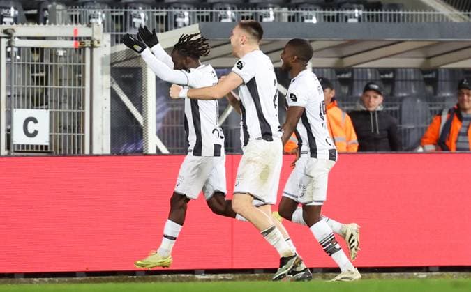 Charleroi s Parfait Guiagon celebrates after scoring during a soccer game between Sporting Charleroi and KV Mechelen, in the 1 8 final of the Croky Cup Belgian cup, Thursday 04 December 2025 in Charleroi. VIRGINIExLEFOUR  x146525515x