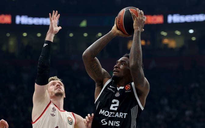 Partizan v Bayern, Euroleague basketball, season 2025 2026, round 14 Belgrade, Serbia. 4th Dec, 2025. Partizan s Shake Milton during Euroleague basketball match between Partizan and Bayern Munich on December 4. 2025. in Belgrade, Serbia. Belgrade Serbia Copyright: xPedjaxMilosavljevic STARSPORTx
