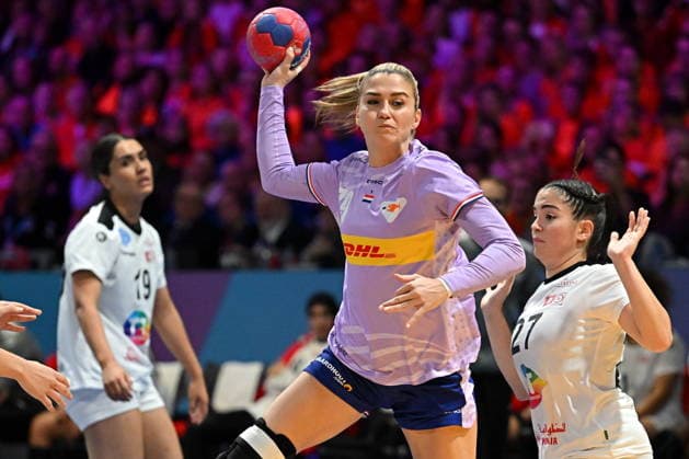 2025.12.04 Rotterdam pilka reczna kobiet Mistrzostwa Swiata Holandia - Tunezja N z Estevana Polman Foto Lukasz Laskowski PressFocus 2025.12.04 Rotterdam IHF WomenÕs Handball World Championship, WM, Weltmeisterschaft Netherlands vs Tunisia Estevana Polman Credit: Lukasz Laskowski PressFocus NEWSPIX.PL --- newspix.pl 