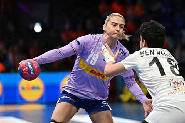2025.12.04 Rotterdam pilka reczna kobiet Mistrzostwa Swiata Holandia - Tunezja N z Estevana Polman Foto Lukasz Laskowski PressFocus 2025.12.04 Rotterdam IHF WomenÕs Handball World Championship, WM, Weltmeisterschaft Netherlands vs Tunisia Estevana Polman Credit: Lukasz Laskowski PressFocus NEWSPIX.PL --- newspix.pl 