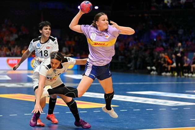2025.12.04 Rotterdam pilka reczna kobiet Mistrzostwa Swiata Holandia - Tunezja N z Merel Freriks Foto Lukasz Laskowski PressFocus 2025.12.04 Rotterdam IHF WomenÕs Handball World Championship, WM, Weltmeisterschaft Netherlands vs Tunisia Merel Freriks Credit: Lukasz Laskowski PressFocus NEWSPIX.PL --- newspix.pl 