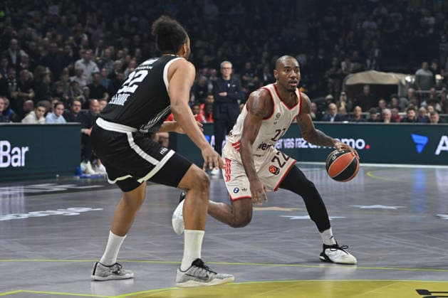 PARTIZAN vs BAYERN MUNCHEN ISIAHA MIKE Ajzeja Majk basketball Partizan vs Bayern Munchen Euroleague, Beogradska arena, Belgrade 04.12.2025 Foto: BASKETBALL, EUROLEAGUE, PARTIZAN, BAYERN MUNCHEN Belgrade Belgrade arena Serbia Copyright: xMarkoxMetlas xMNxPressx