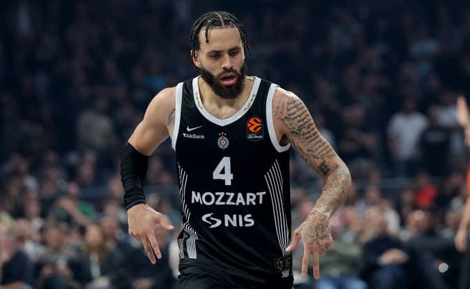 Partizan v Bayern, Euroleague basketball, season 2025 2026, round 14 Belgrade, Serbia. 4th Dec, 2025. Partizan s Duane Washington during Euroleague basketball match between Partizan and Bayern Munich on December 4. 2025. in Belgrade, Serbia. Belgrade Serbia Copyright: xPedjaxMilosavljevic STARSPORTx